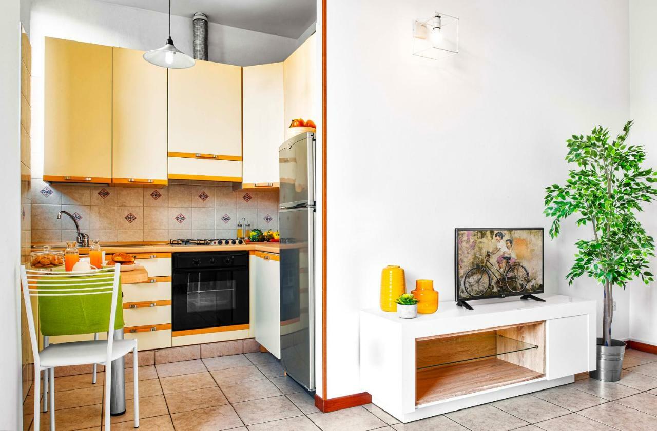 Flat Near Central Station Milánó Kültér fotó